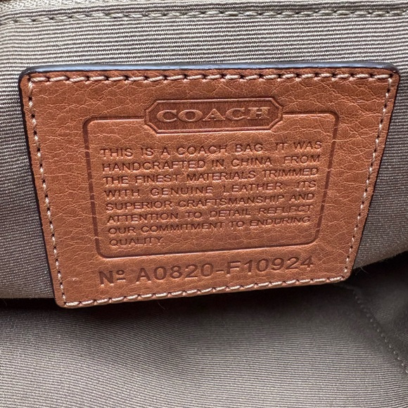 Vintage Y2K Coach Pink and Tan Hobo Monogram Bag - Picture 6 of 8